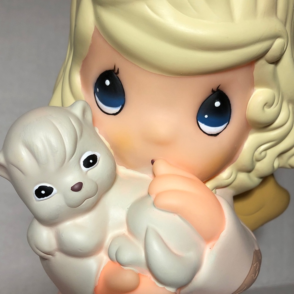 Precious Moments LAMP